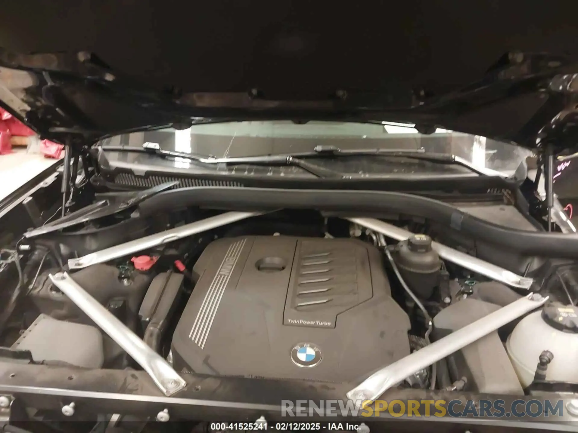 10 Фотография поврежденного автомобиля 5UXCW2C02L9B30415 BMW X7 2020