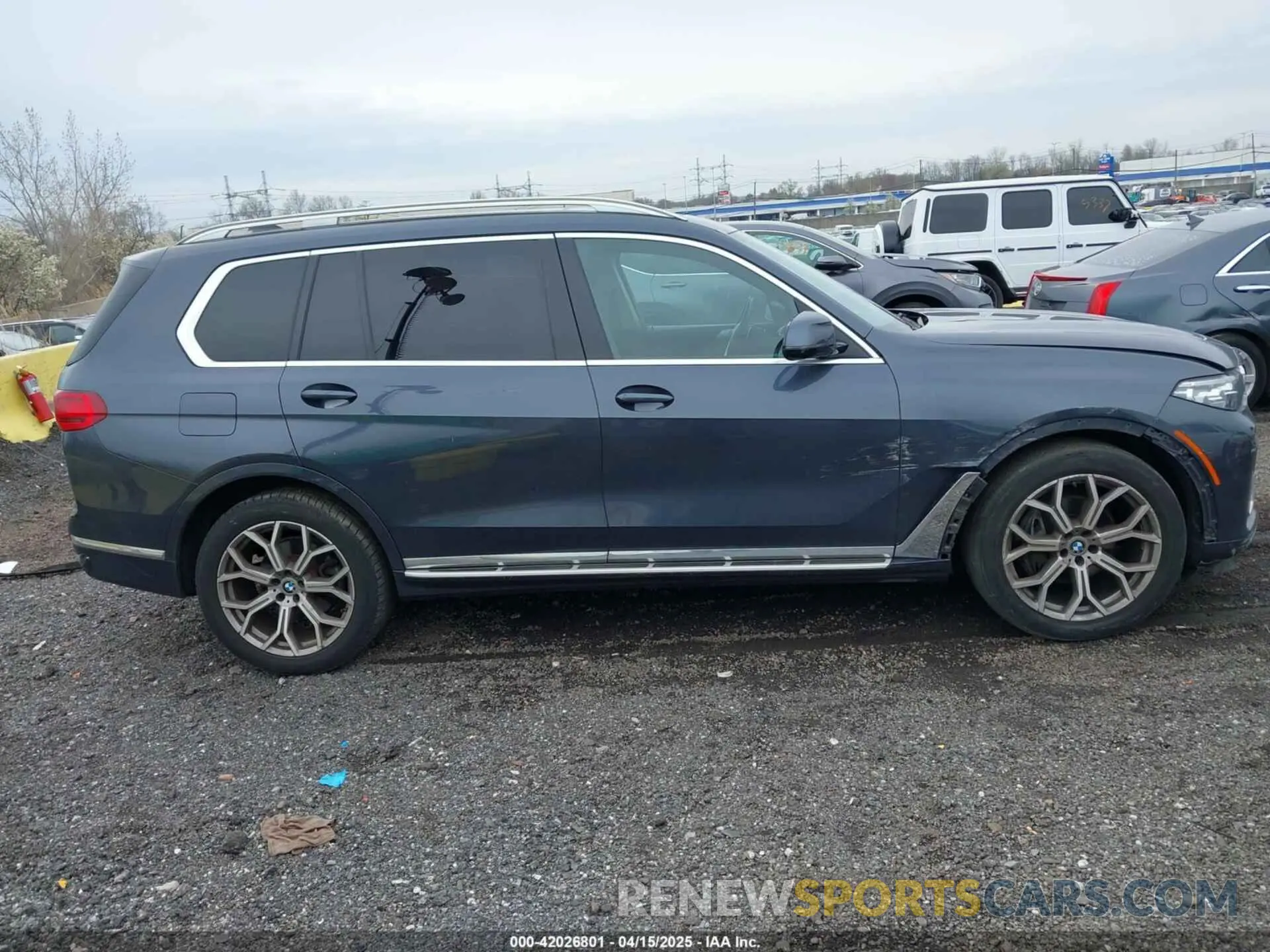 13 Фотография поврежденного автомобиля 5UXCW2C03L9B38605 BMW X7 2020