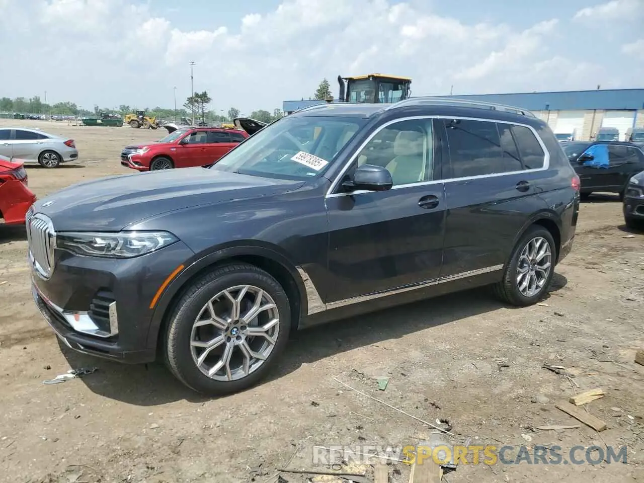 1 Photograph of a damaged car 5UXCW2C05L9B69211 BMW X7 2020
