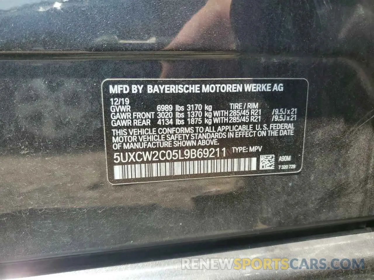 13 Photograph of a damaged car 5UXCW2C05L9B69211 BMW X7 2020