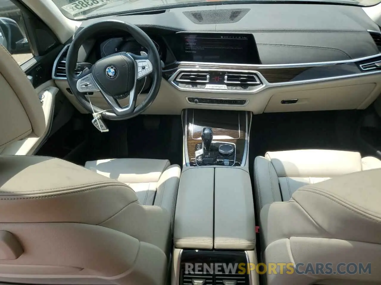 8 Photograph of a damaged car 5UXCW2C05L9B69211 BMW X7 2020
