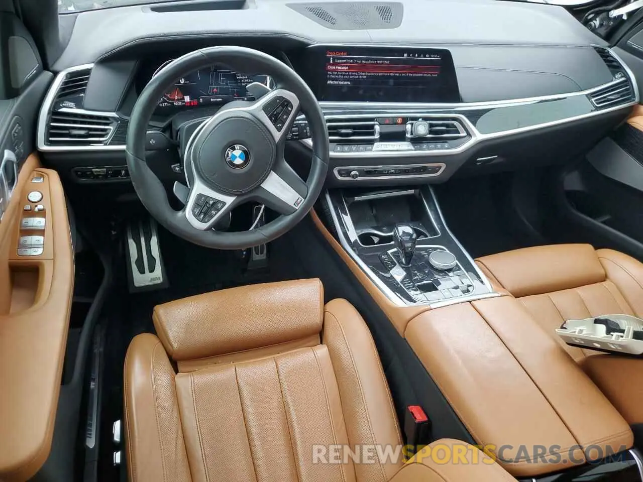 8 Photograph of a damaged car 5UXCW2C06L9C27911 BMW X7 2020