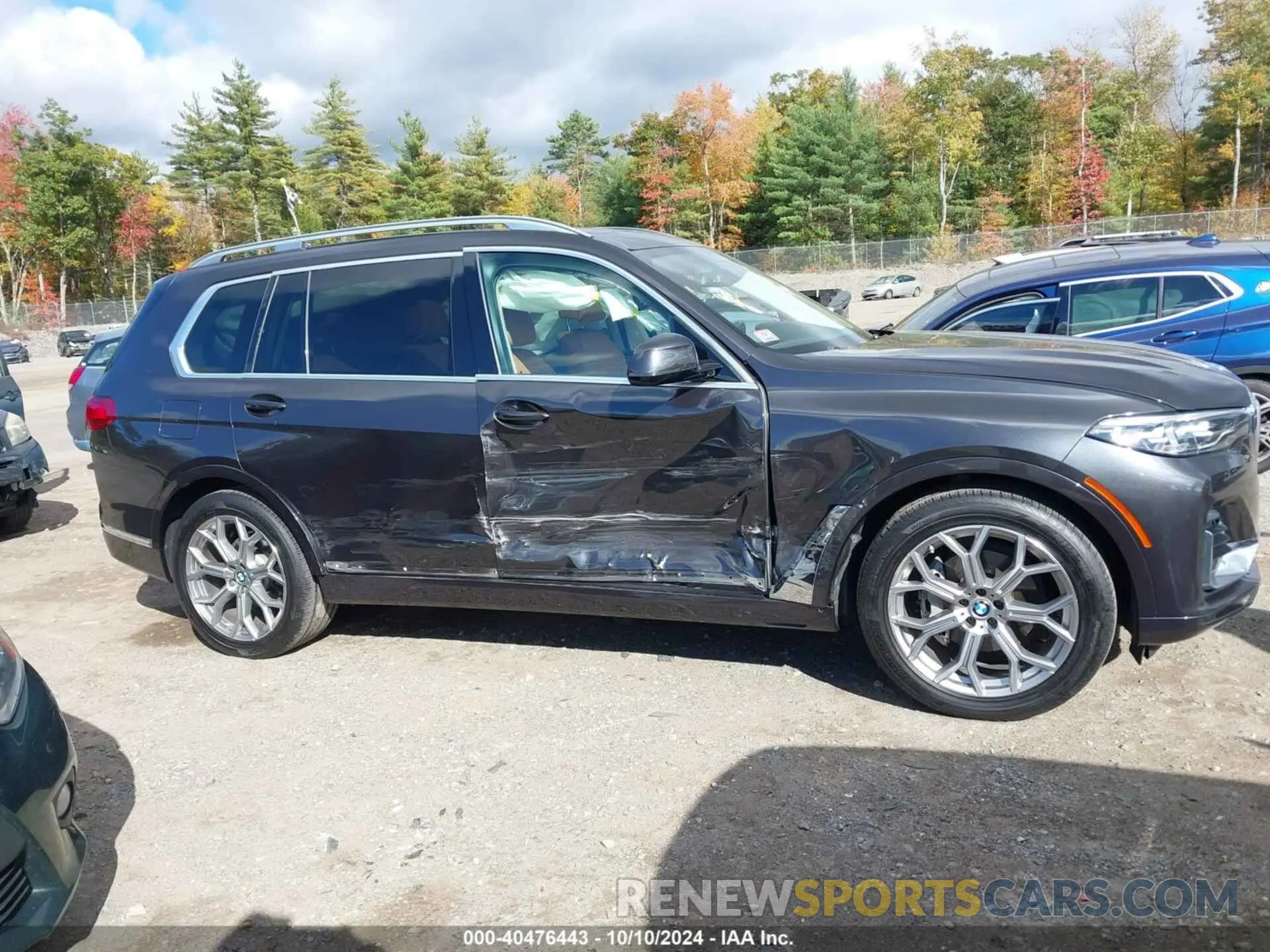 6 Photograph of a damaged car 5UXCW2C07L9A01151 BMW X7 2020