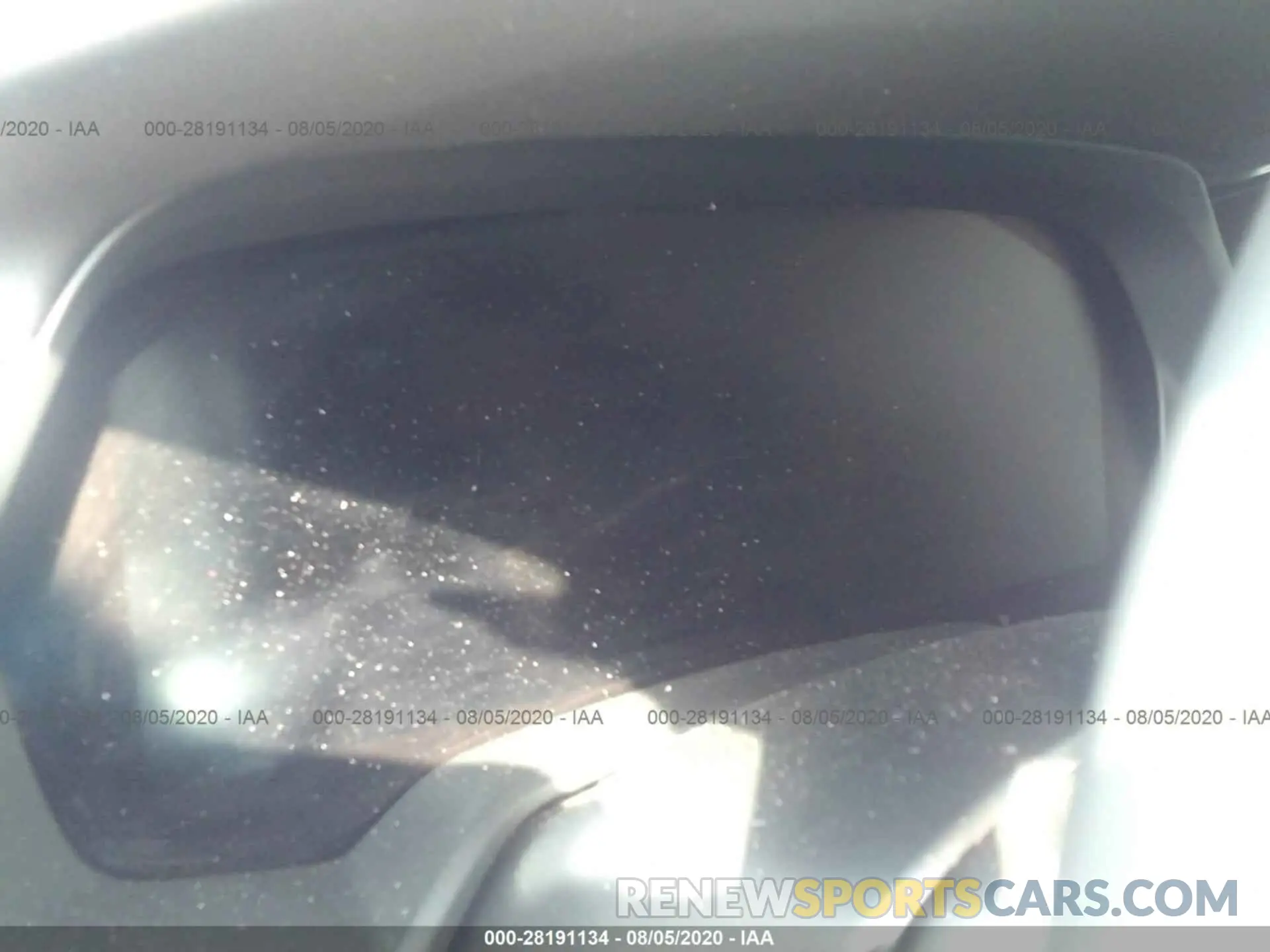 7 Photograph of a damaged car 5UXCW2C0XL9A01886 BMW X7 2020