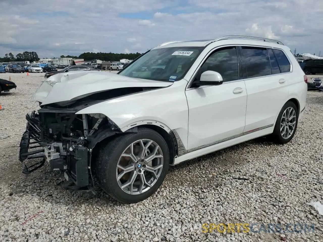 1 Photograph of a damaged car 5UXCX4C07L9C89150 BMW X7 2020