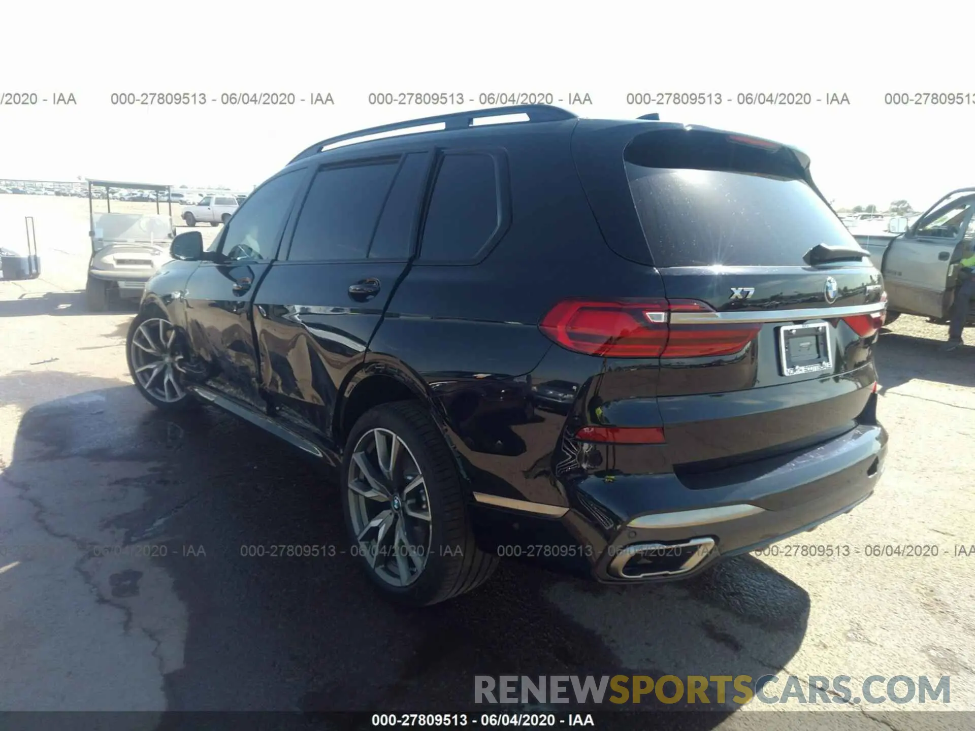 3 Photograph of a damaged car 5UXCX6C06L9****** BMW X7 2020