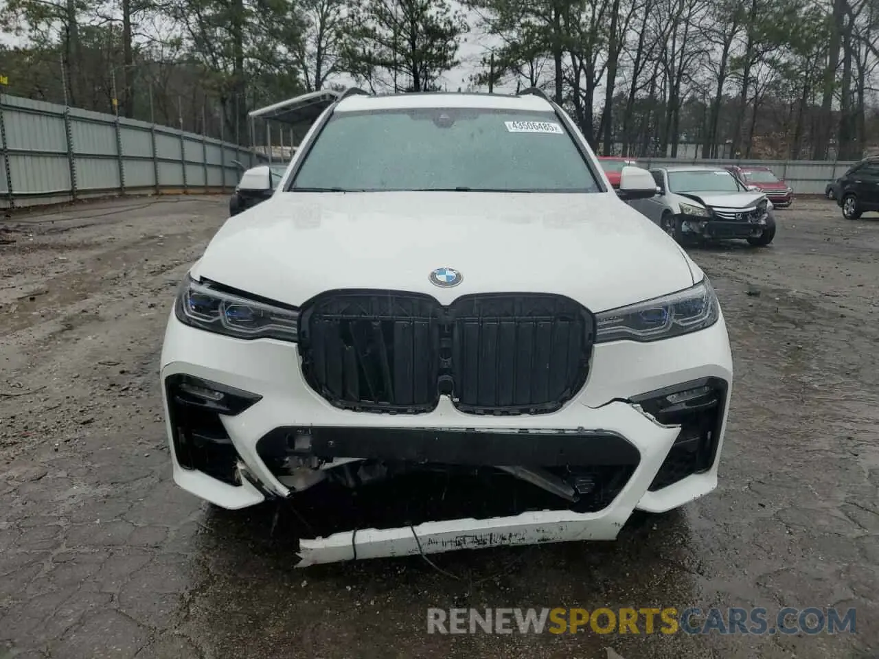 5 Photograph of a damaged car 5UXCX6C06L9C37391 BMW X7 2020