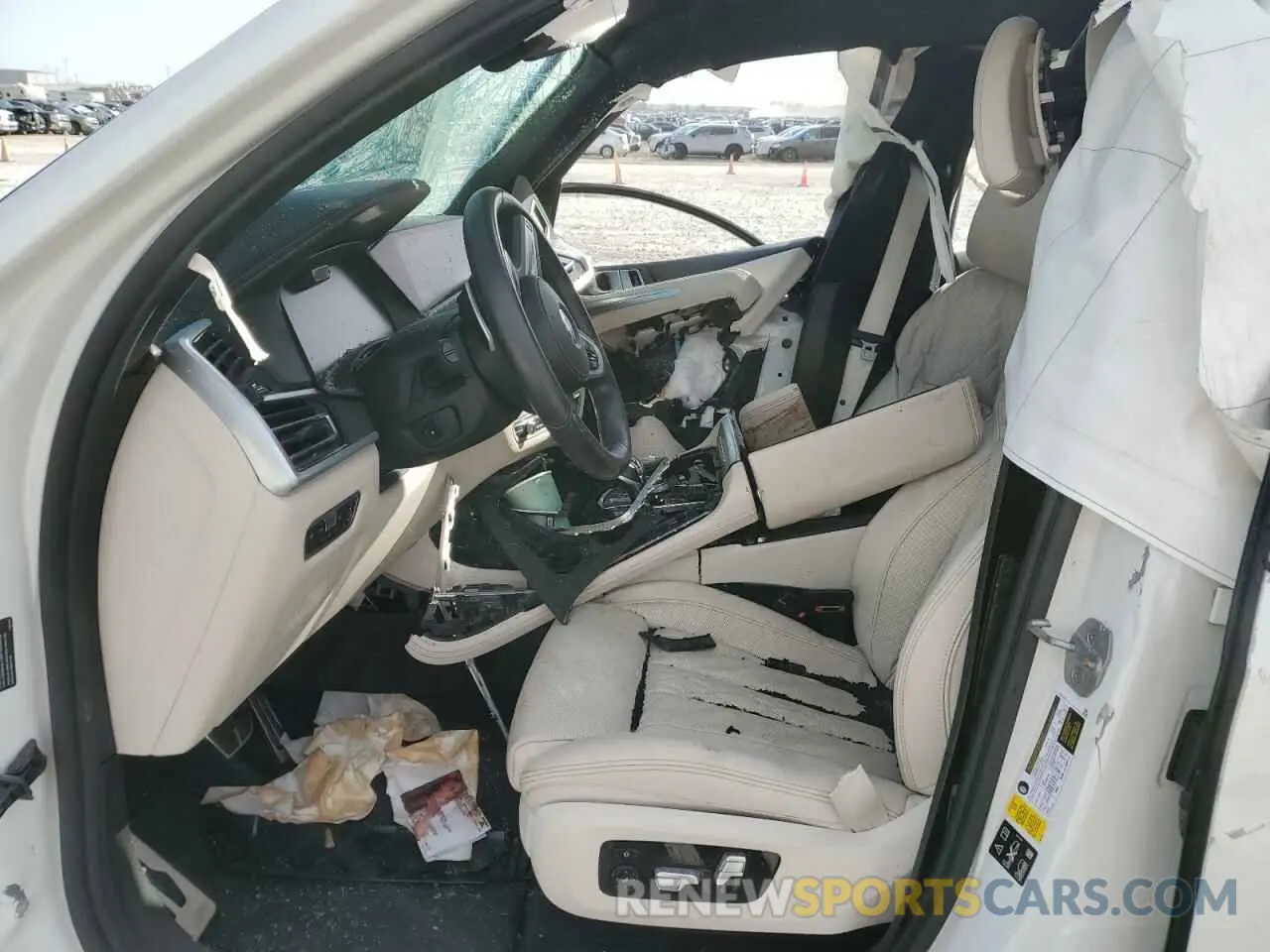 7 Фотография поврежденного автомобиля 5UXCW2C00M9G95361 BMW X7 2021