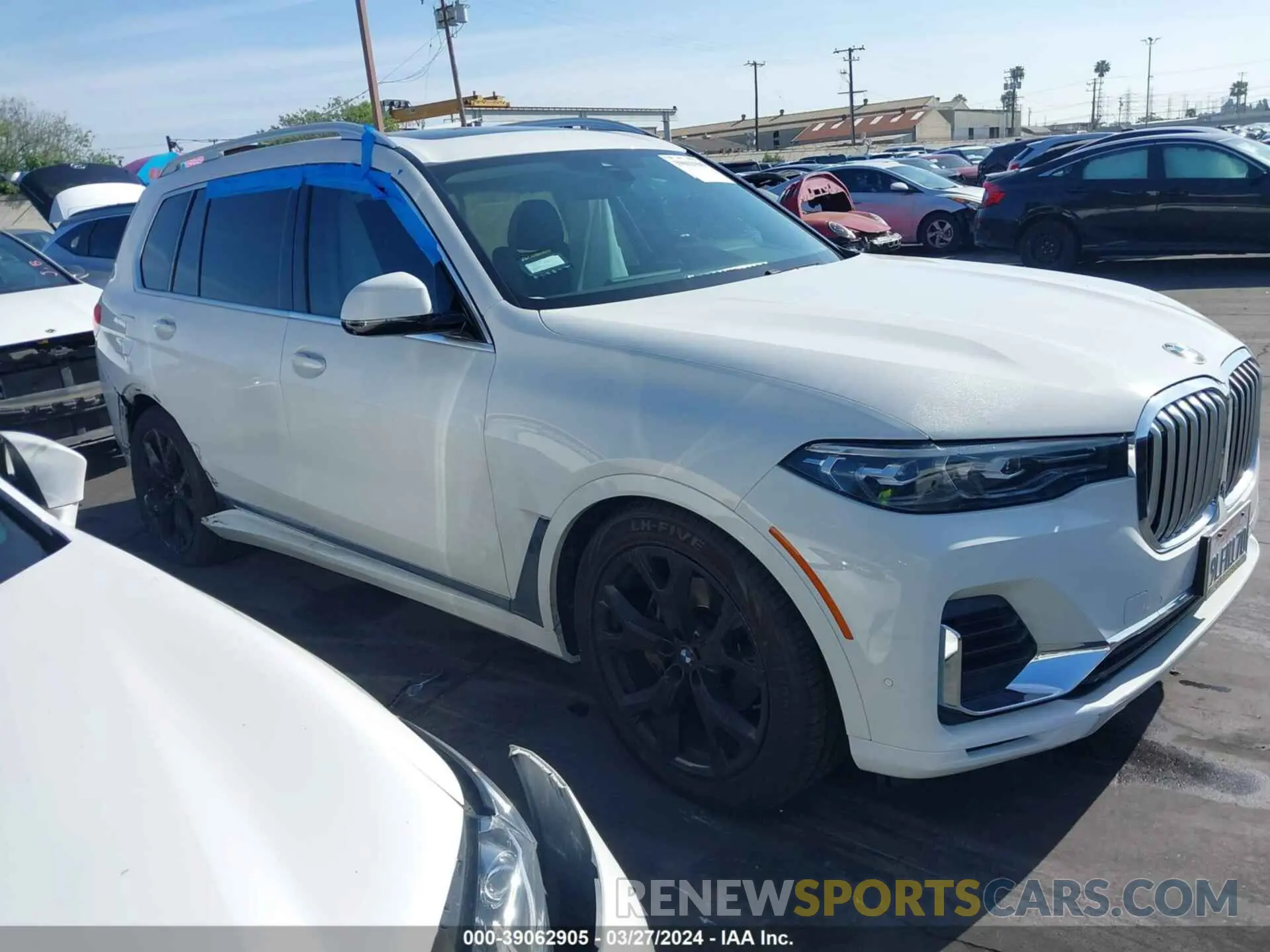 1 Фотография поврежденного автомобиля 5UXCW2C03M9G44940 BMW X7 2021