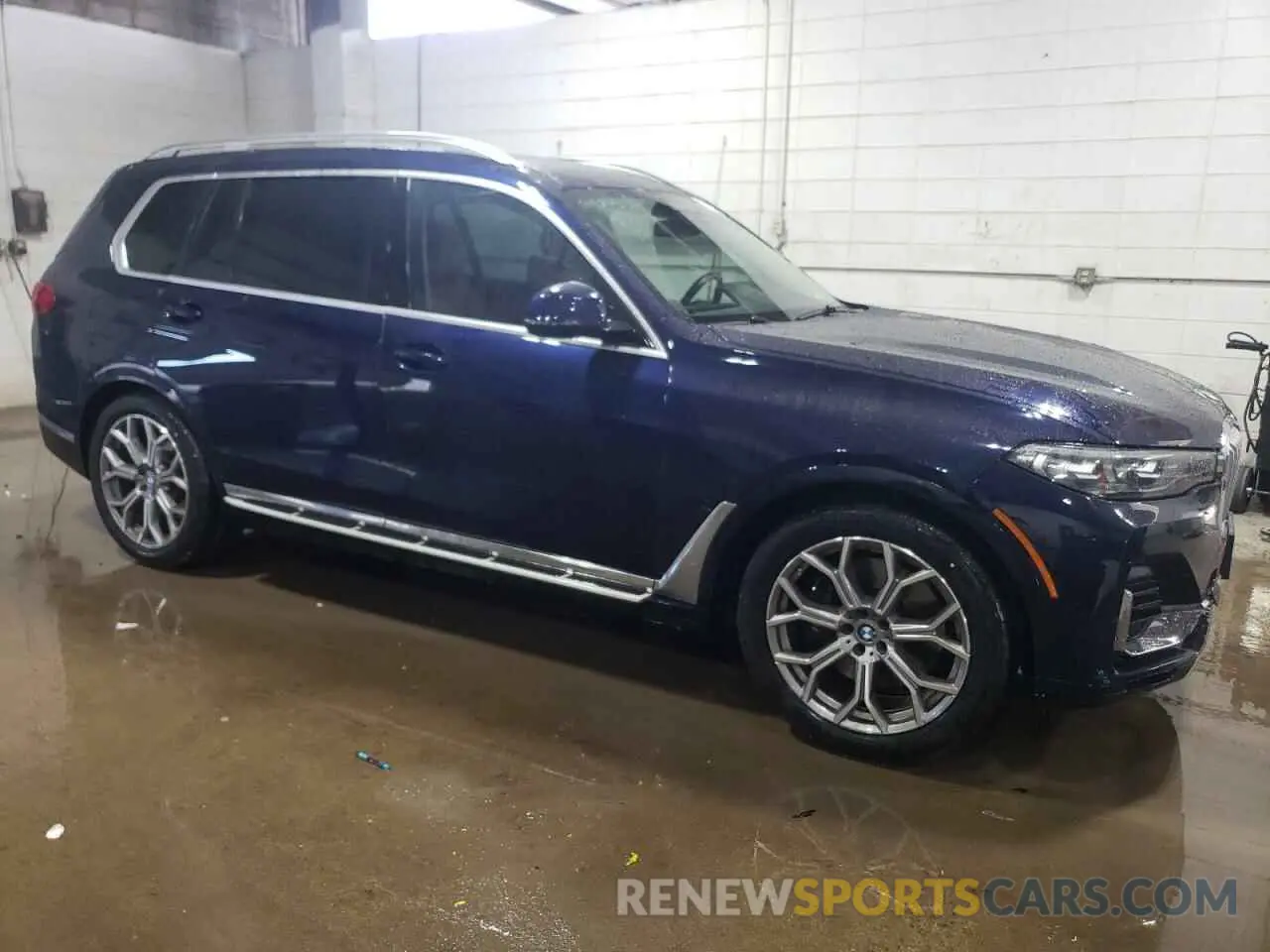 4 Фотография поврежденного автомобиля 5UXCW2C04M9G78739 BMW X7 2021
