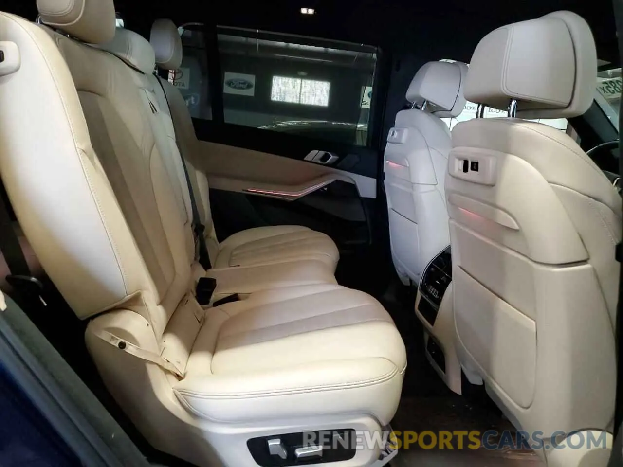 11 Фотография поврежденного автомобиля 5UXCW2C05M9E78873 BMW X7 2021