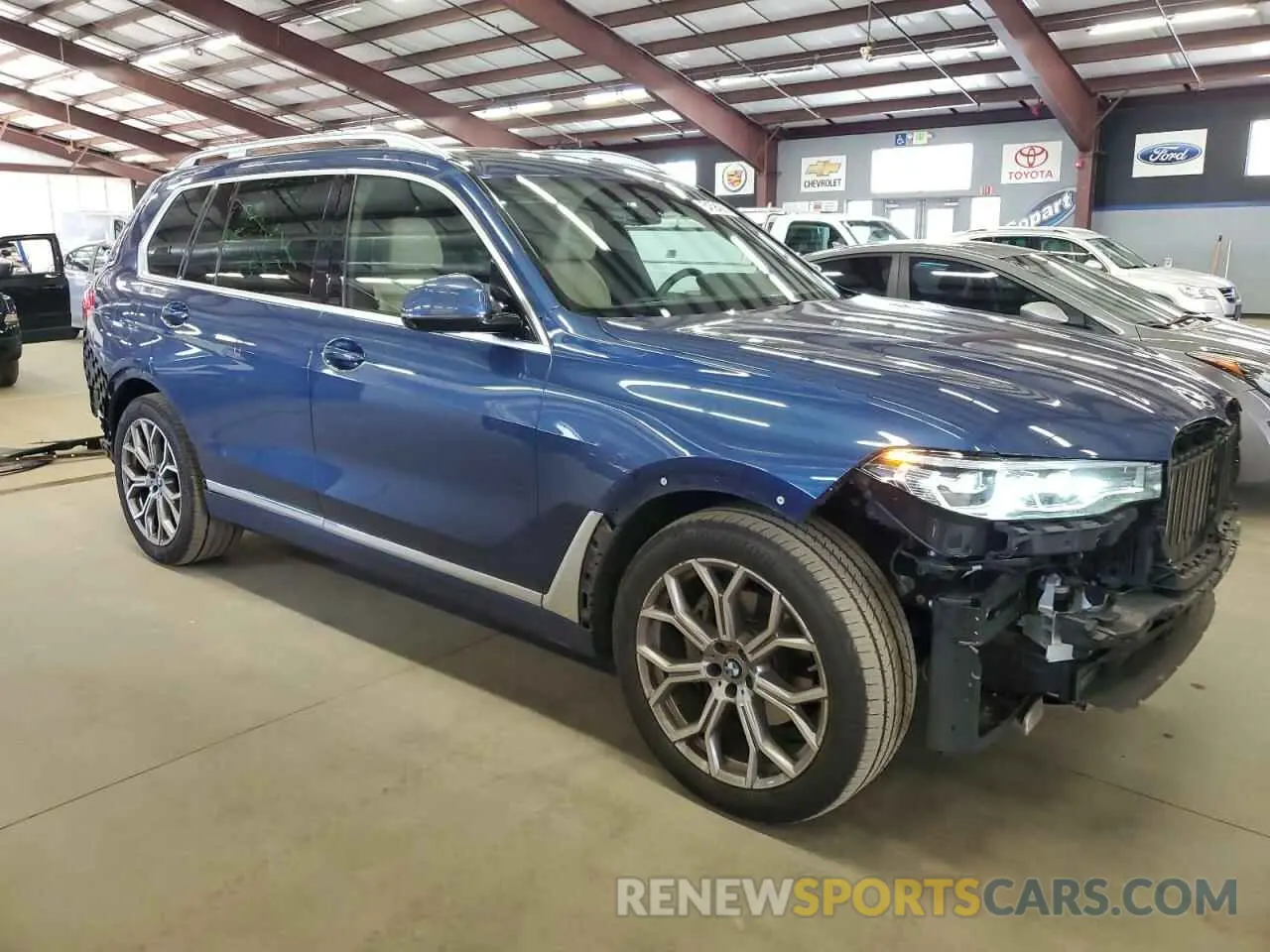 4 Фотография поврежденного автомобиля 5UXCW2C05M9E78873 BMW X7 2021