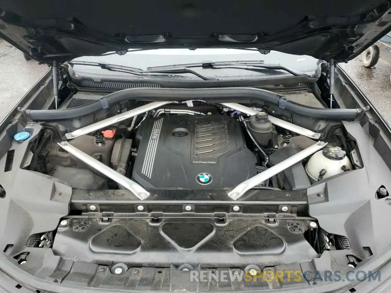 12 Photograph of a damaged car 5UXCW2C05M9G92861 BMW X7 2021