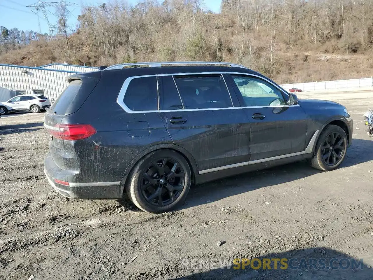 3 Photograph of a damaged car 5UXCW2C06M9G15321 BMW X7 2021