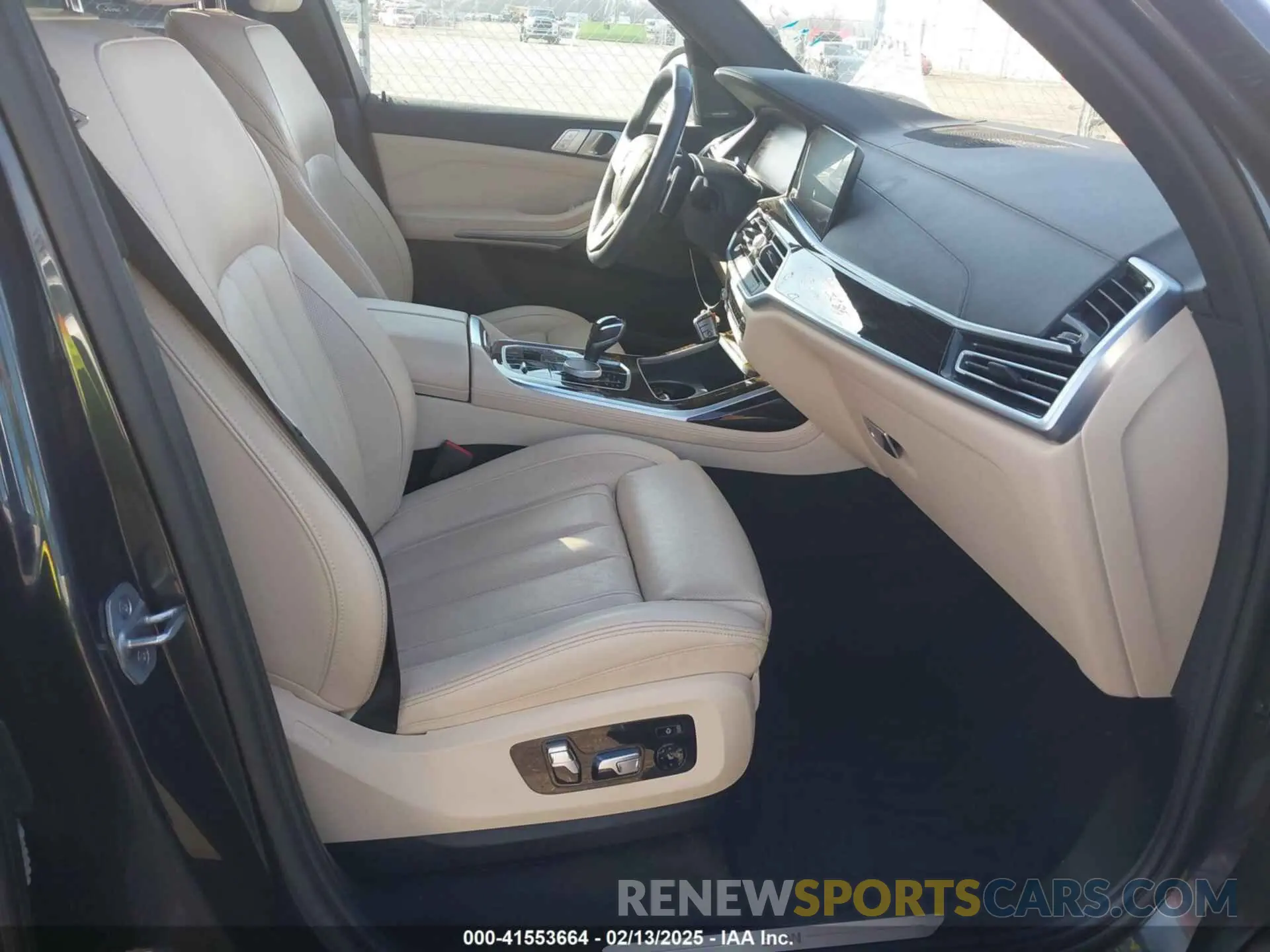 5 Фотография поврежденного автомобиля 5UXCW2C06M9H03043 BMW X7 2021