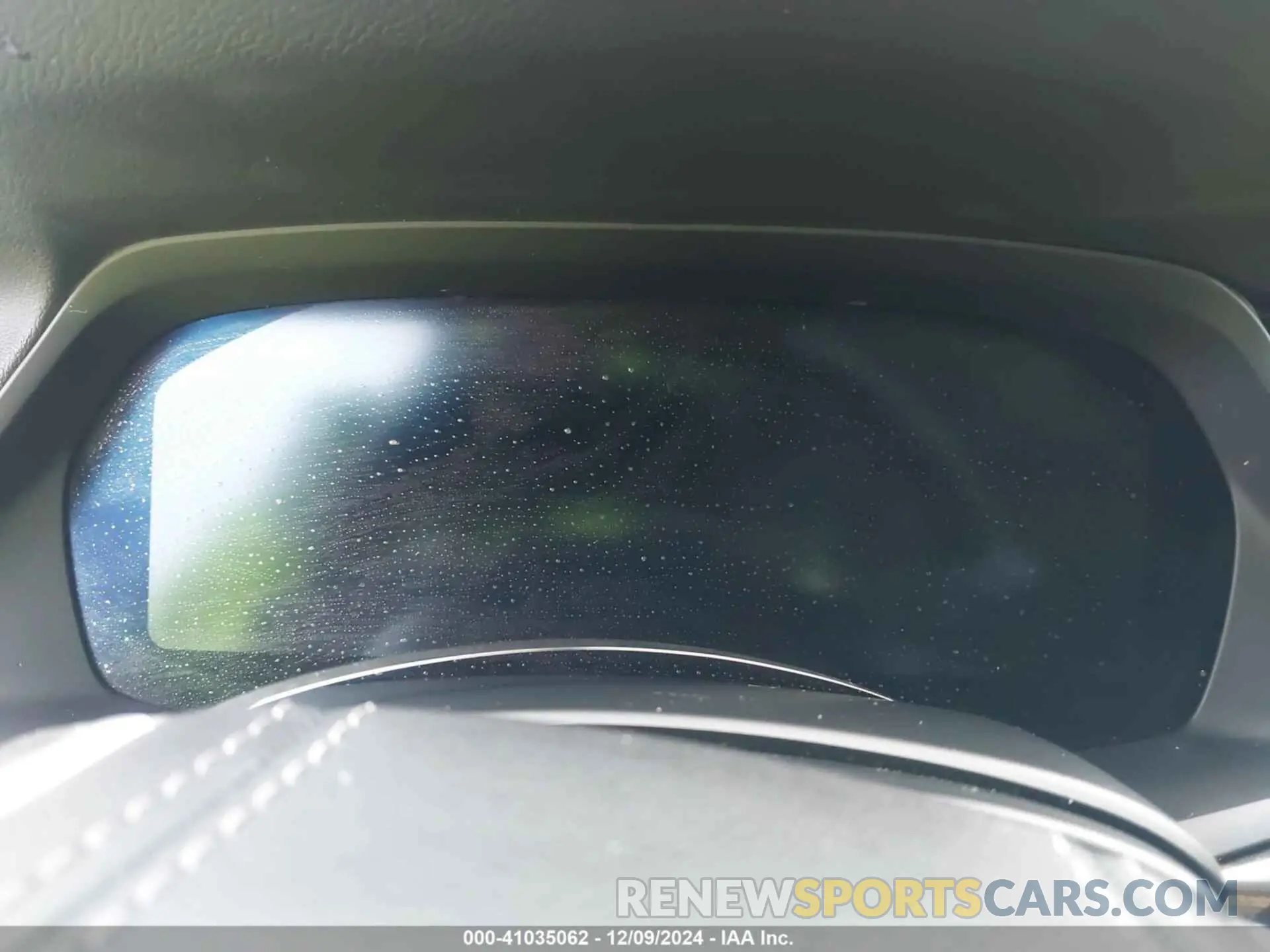 16 Photograph of a damaged car 5UXCW2C09M9G57093 BMW X7 2021
