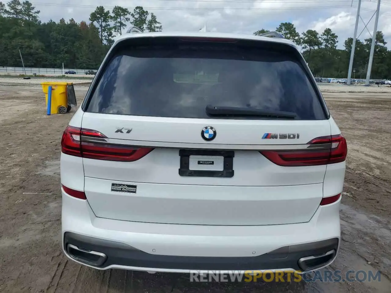 6 Photograph of a damaged car 5UXCX6C00M9H20912 BMW X7 2021