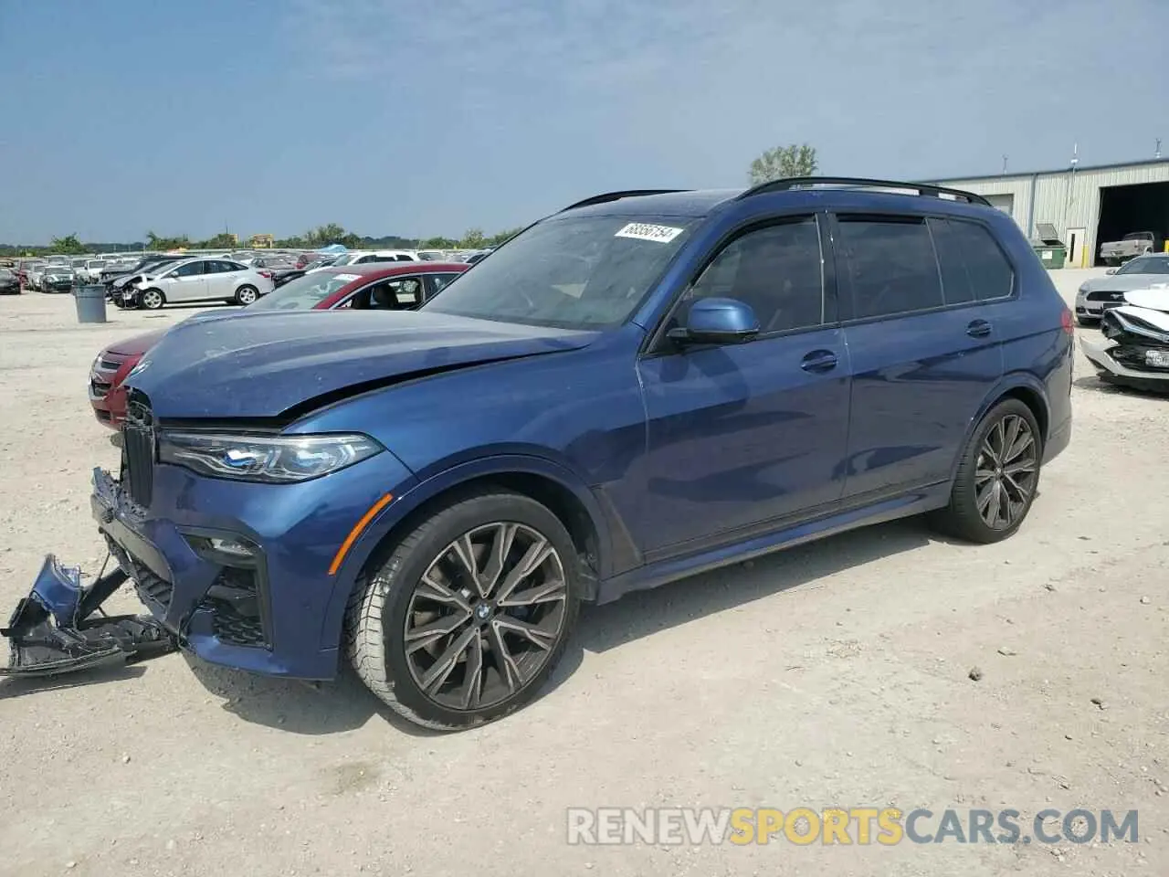 1 Photograph of a damaged car 5UXCX6C02M9G27163 BMW X7 2021