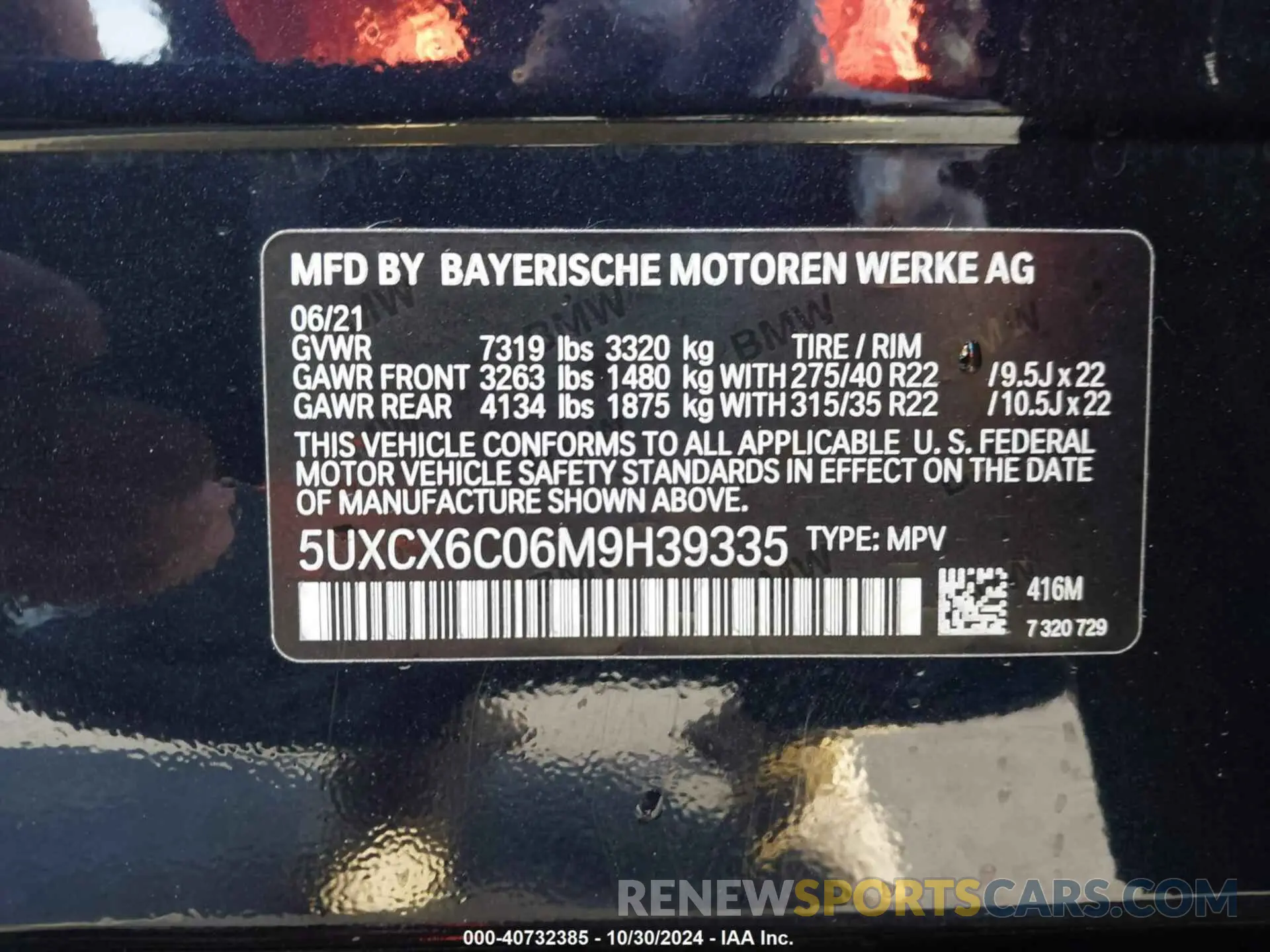 9 Photograph of a damaged car 5UXCX6C06M9H39335 BMW X7 2021