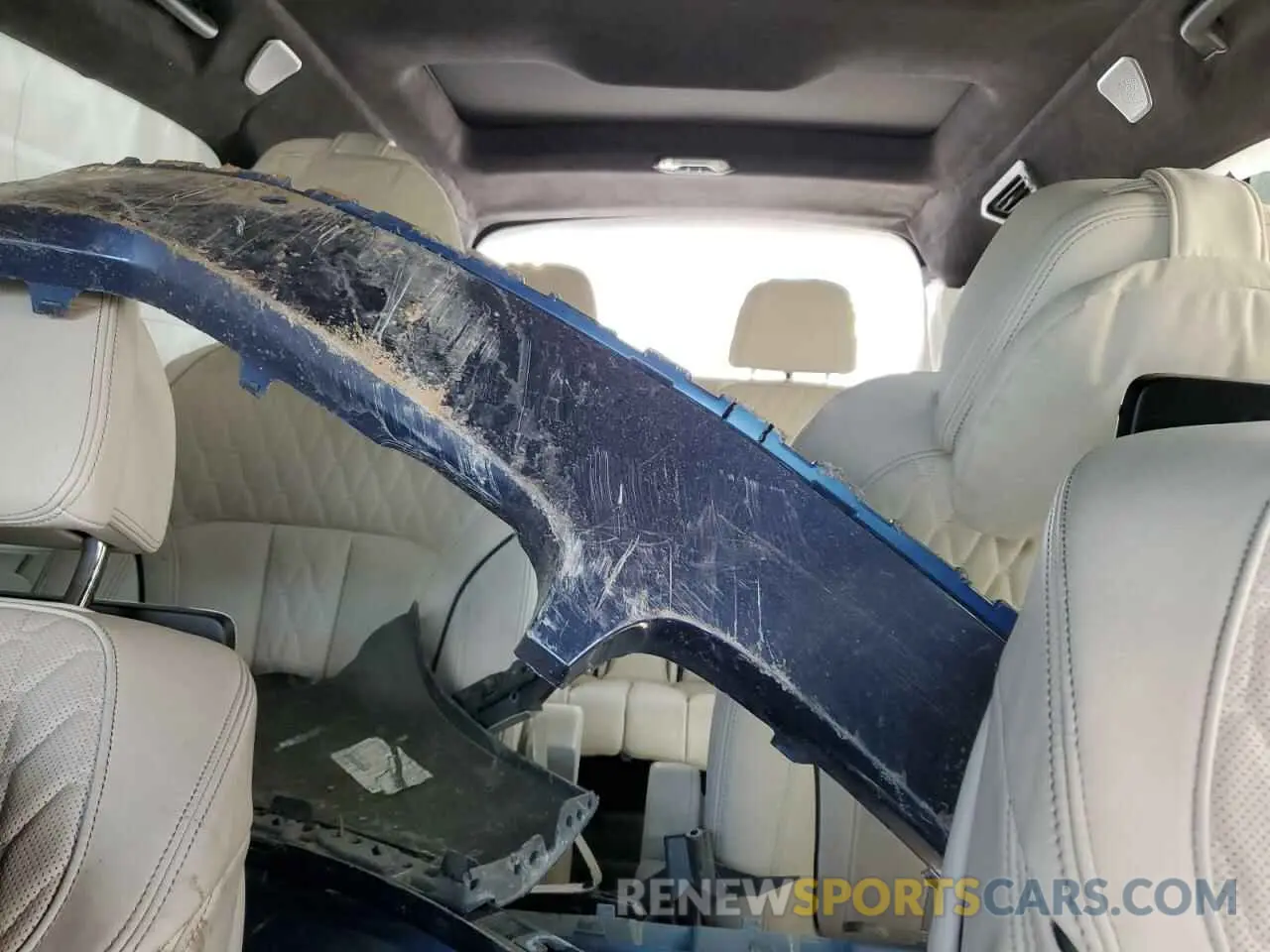 10 Photograph of a damaged car 5UXCX6C14M9F73552 BMW X7 2021