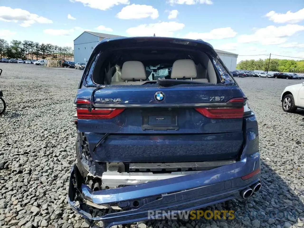 6 Photograph of a damaged car 5UXCX6C14M9F73552 BMW X7 2021
