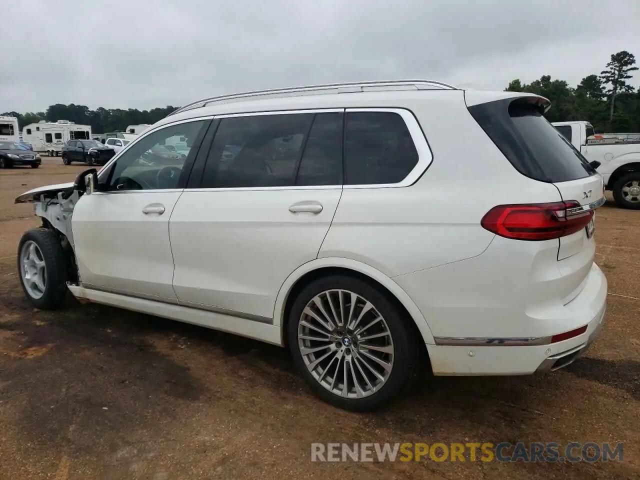2 Photograph of a damaged car 5UXCW2C01N9L49236 BMW X7 2022