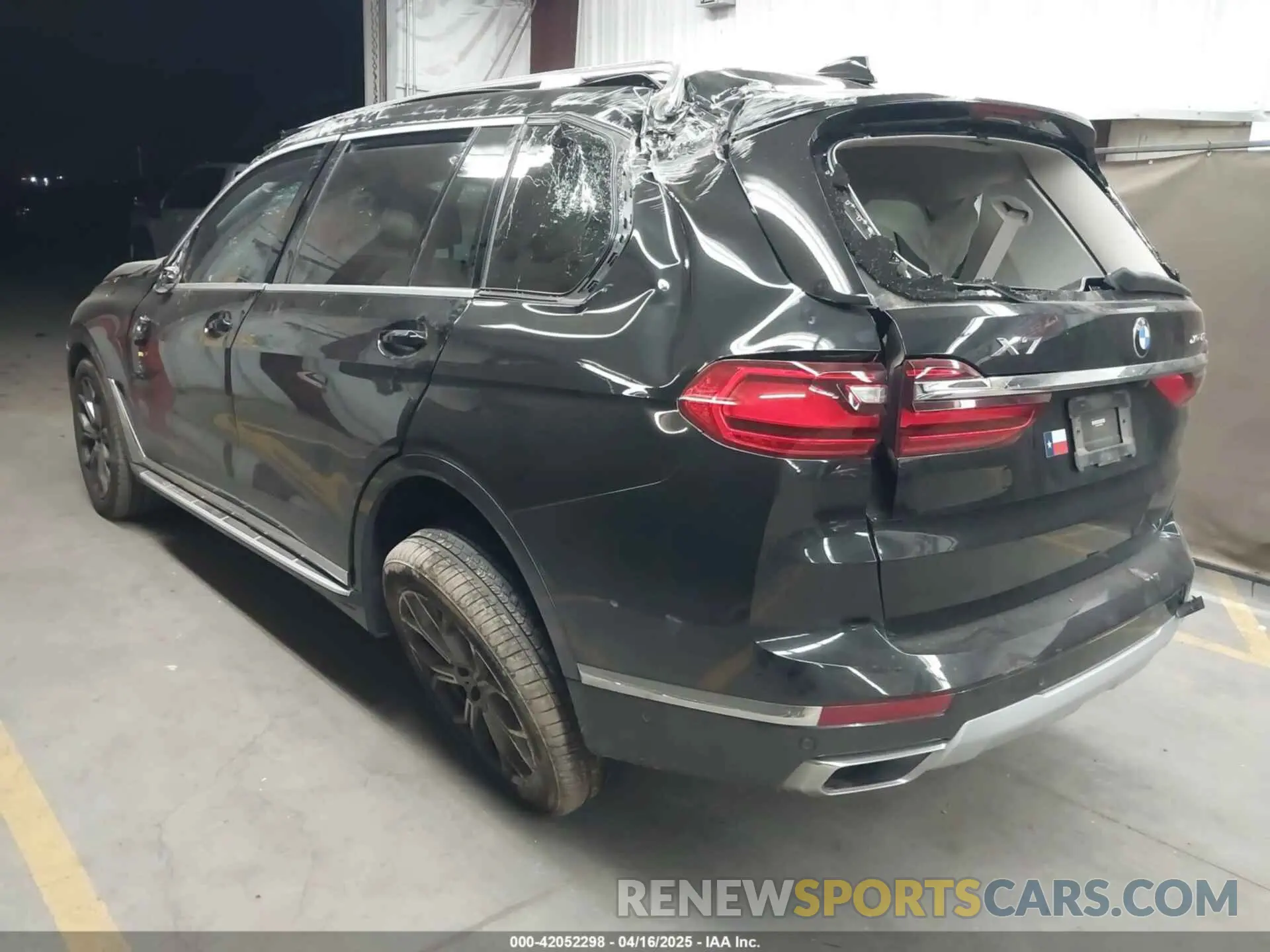 3 Фотография поврежденного автомобиля 5UXCW2C03N9K99083 BMW X7 2022