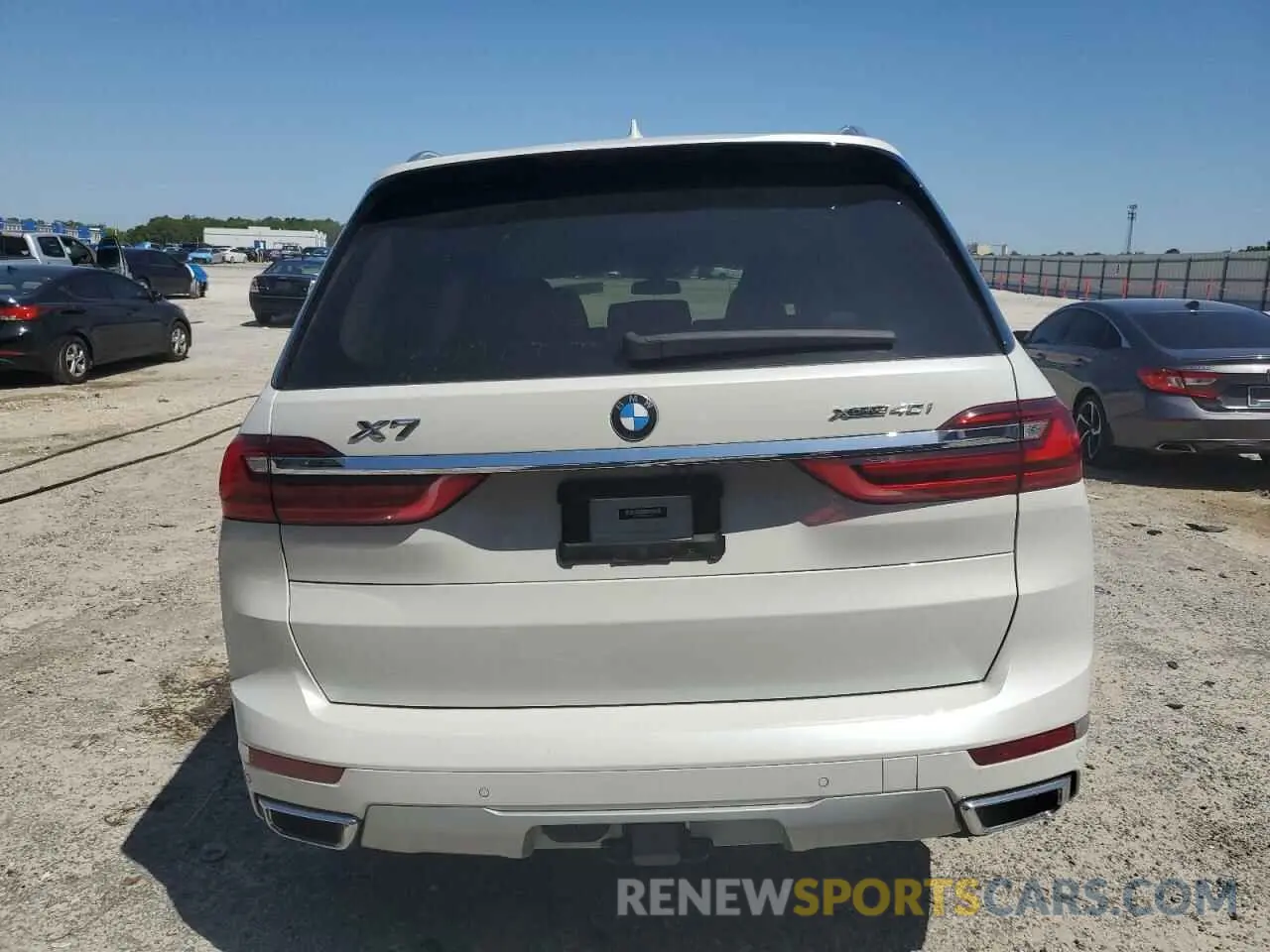 6 Фотография поврежденного автомобиля 5UXCW2C03N9L61470 BMW X7 2022
