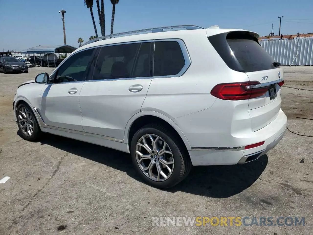 2 Photograph of a damaged car 5UXCW2C05N9L59302 BMW X7 2022