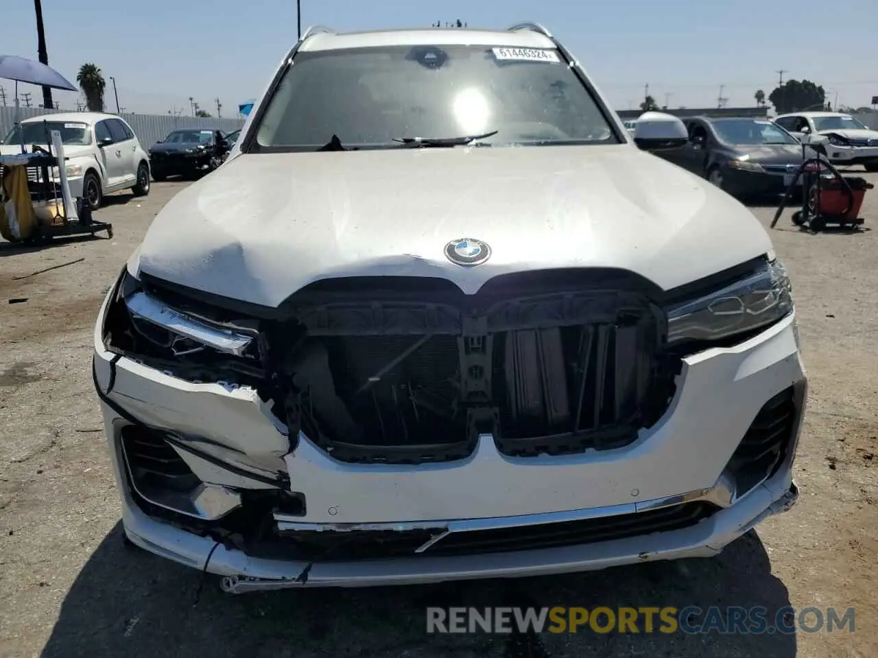 5 Photograph of a damaged car 5UXCW2C05N9L59302 BMW X7 2022