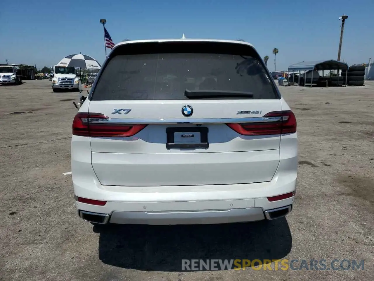 6 Photograph of a damaged car 5UXCW2C05N9L59302 BMW X7 2022