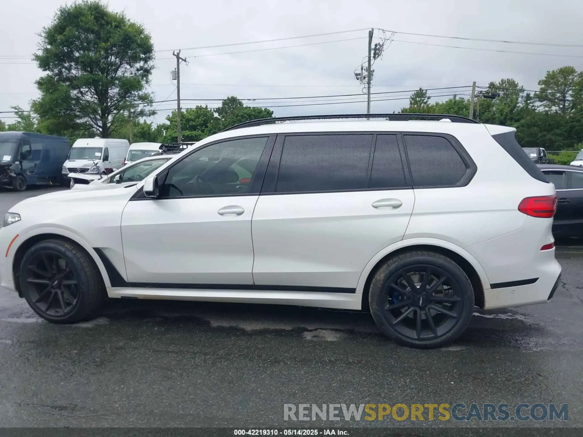 14 Фотография поврежденного автомобиля 5UXCW2C06N9N07716 BMW X7 2022