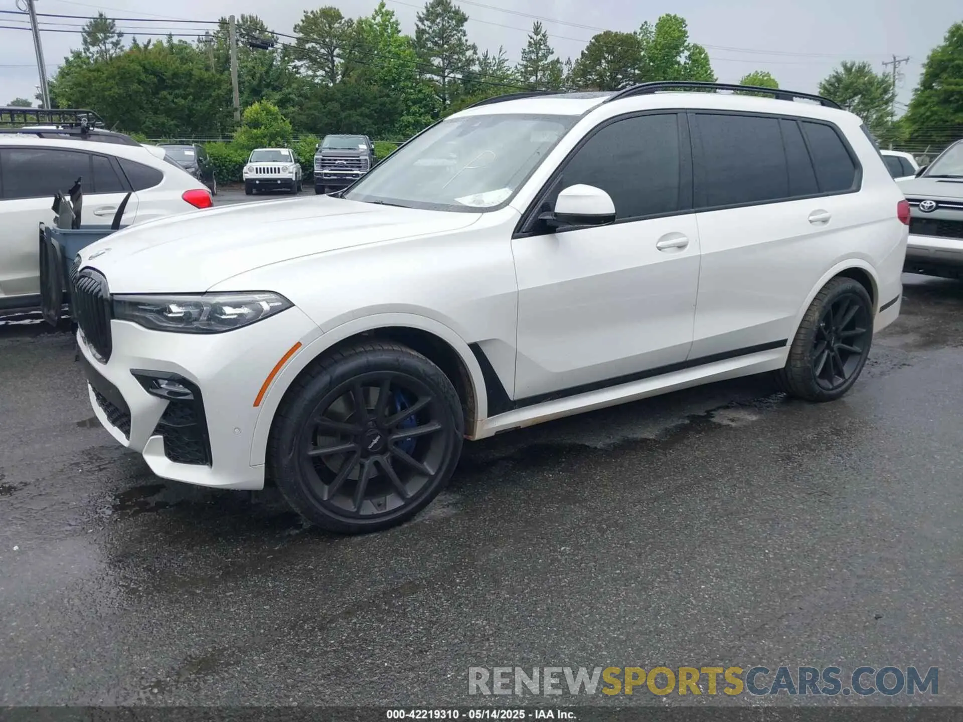 2 Фотография поврежденного автомобиля 5UXCW2C06N9N07716 BMW X7 2022