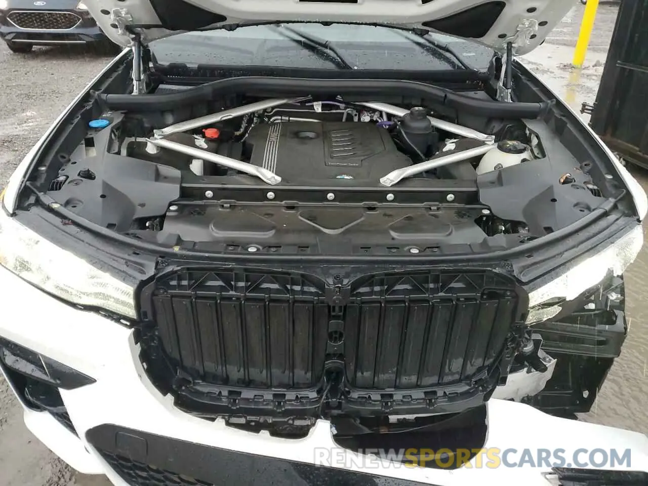 12 Фотография поврежденного автомобиля 5UXCW2C07N9M77593 BMW X7 2022