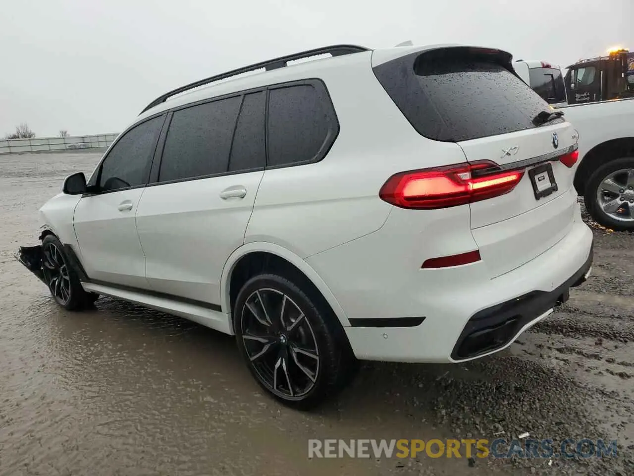 2 Фотография поврежденного автомобиля 5UXCW2C07N9M77593 BMW X7 2022