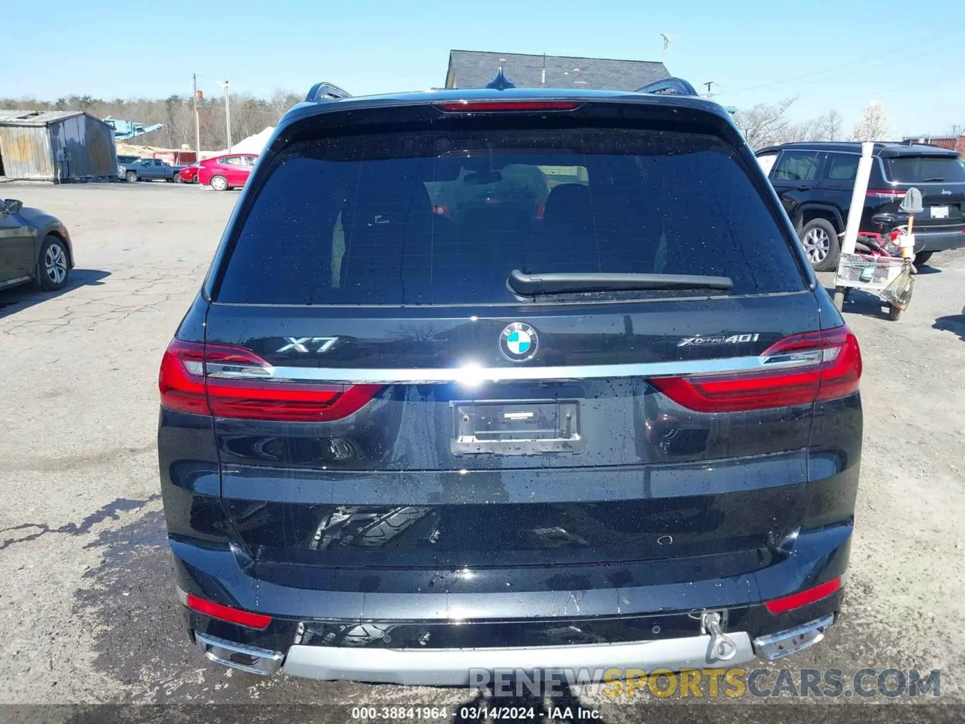 16 Photograph of a damaged car 5UXCW2C09N9L74157 BMW X7 2022
