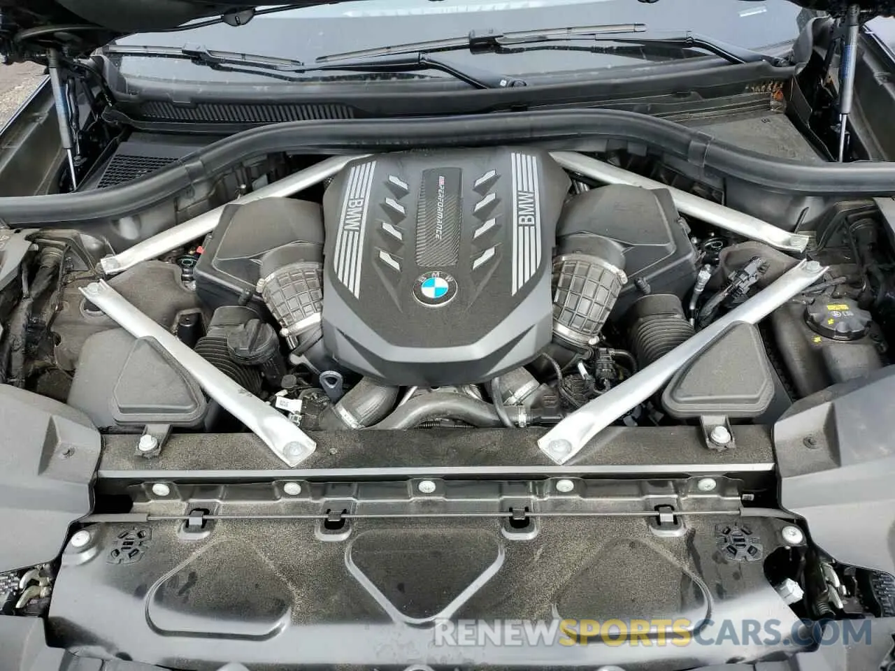 12 Photograph of a damaged car 5UXCX6C03N9M31330 BMW X7 2022