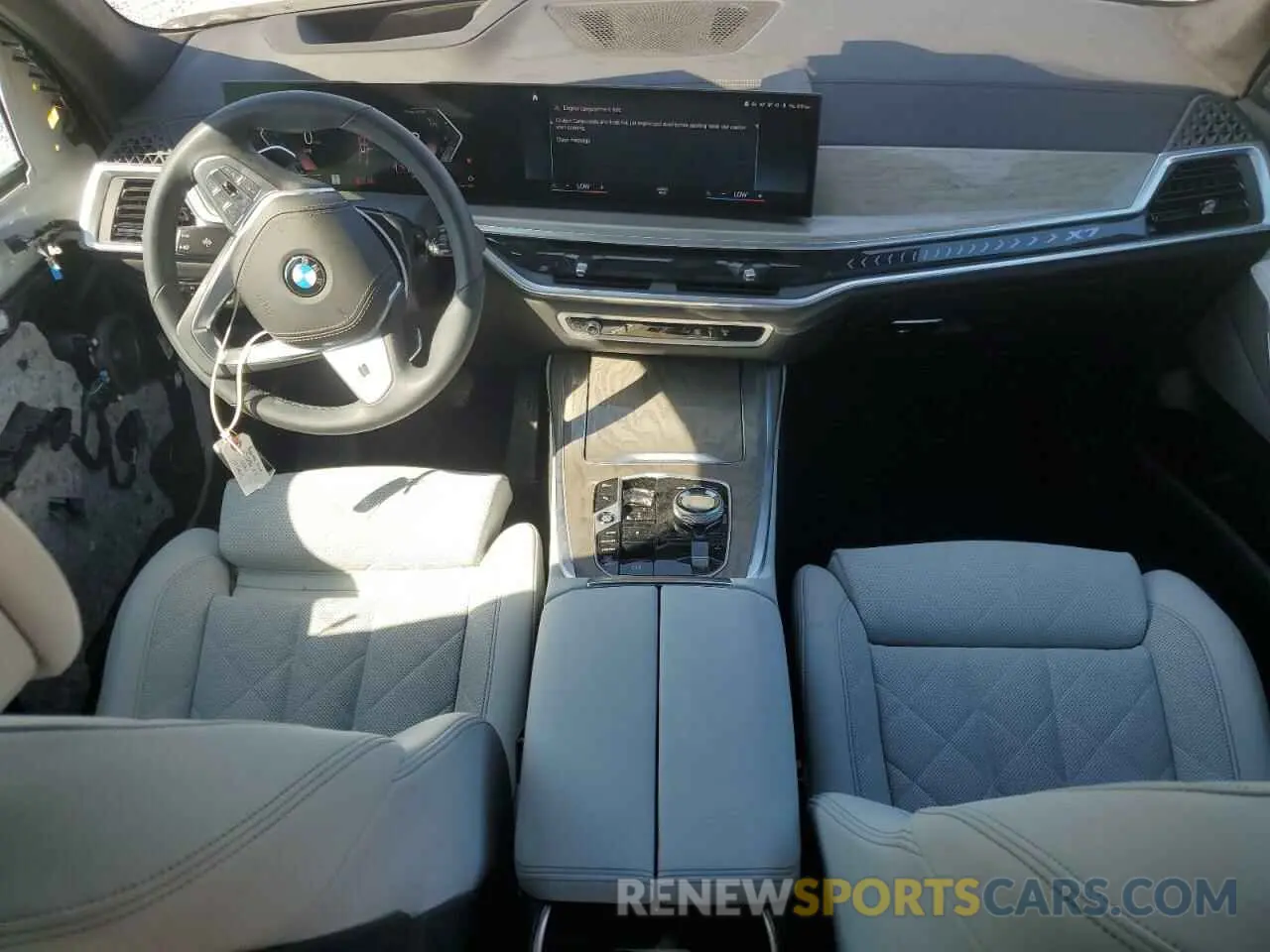 8 Photograph of a damaged car 5UX23EM00P9R40276 BMW X7 2023