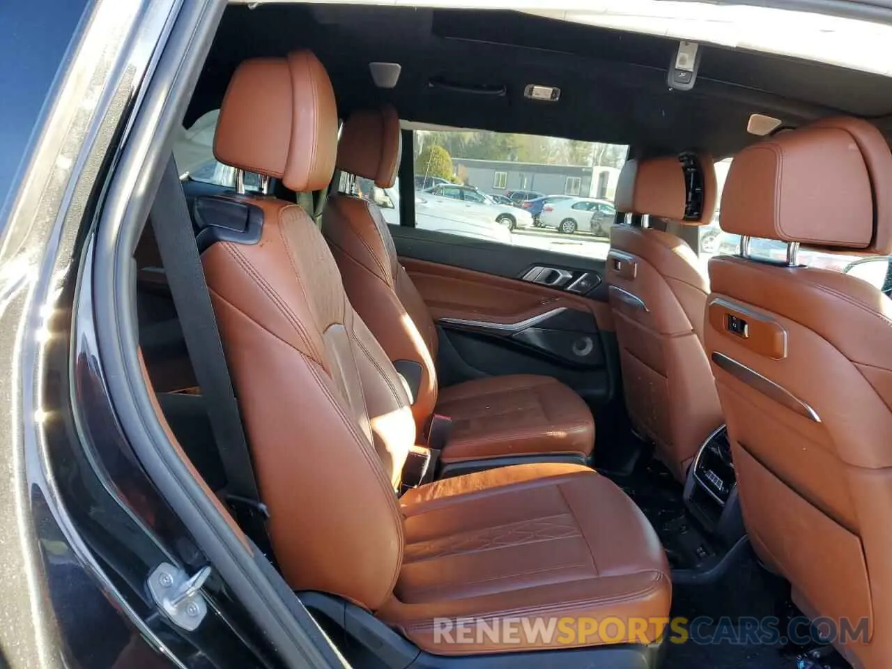 11 Photograph of a damaged car 5UX23EM03P9P28696 BMW X7 2023