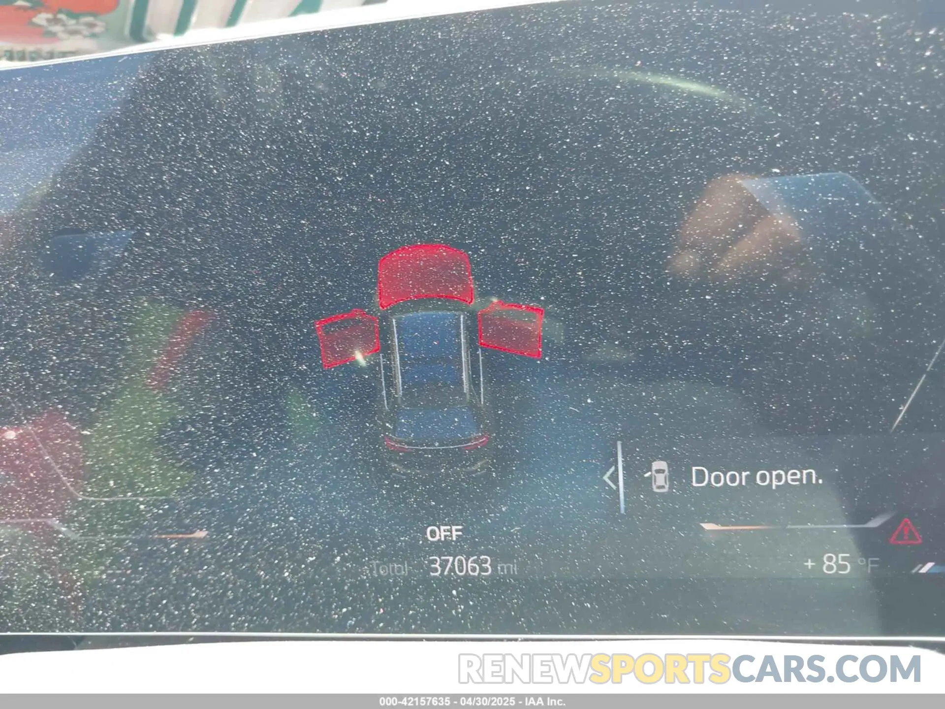 7 Photograph of a damaged car 5UX23EM03P9R84076 BMW X7 2023