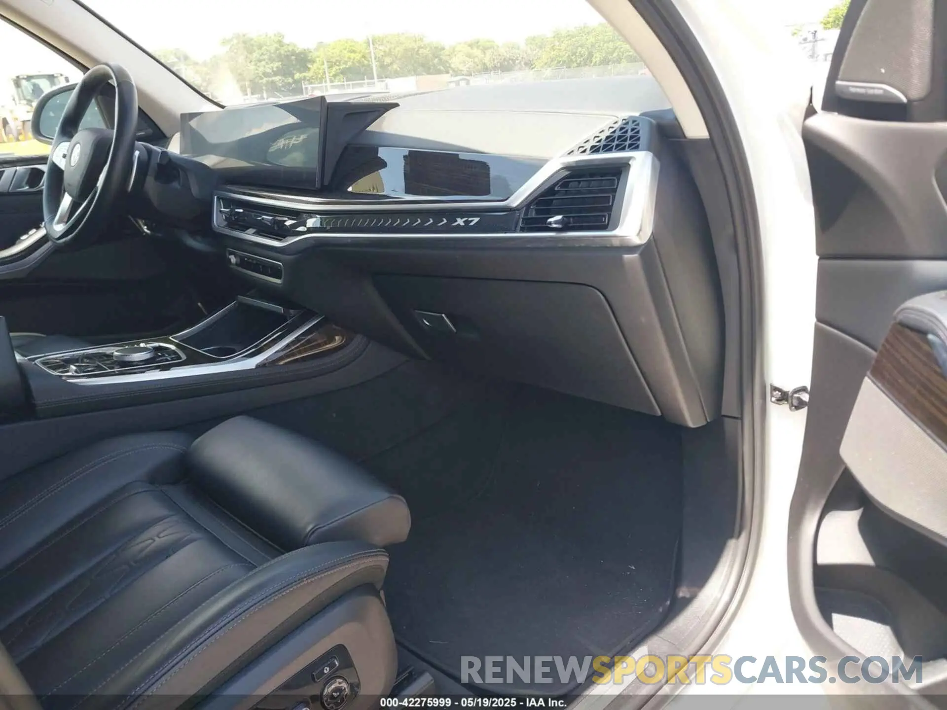 5 Фотография поврежденного автомобиля 5UX23EM09P9P25253 BMW X7 2023