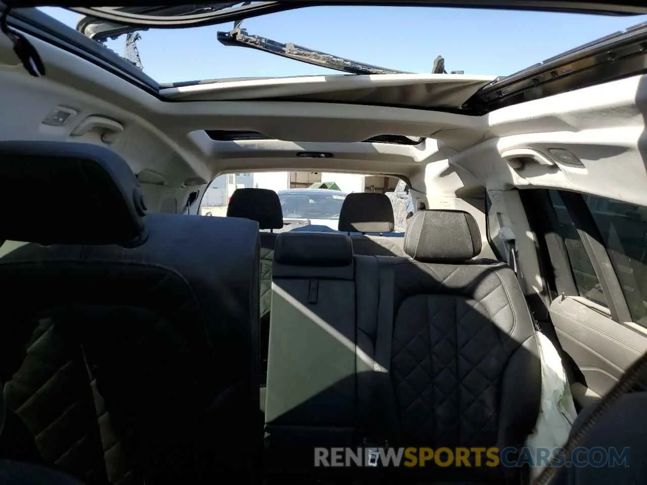 10 Фотография поврежденного автомобиля 5UX23EM09P9R82722 BMW X7 2023