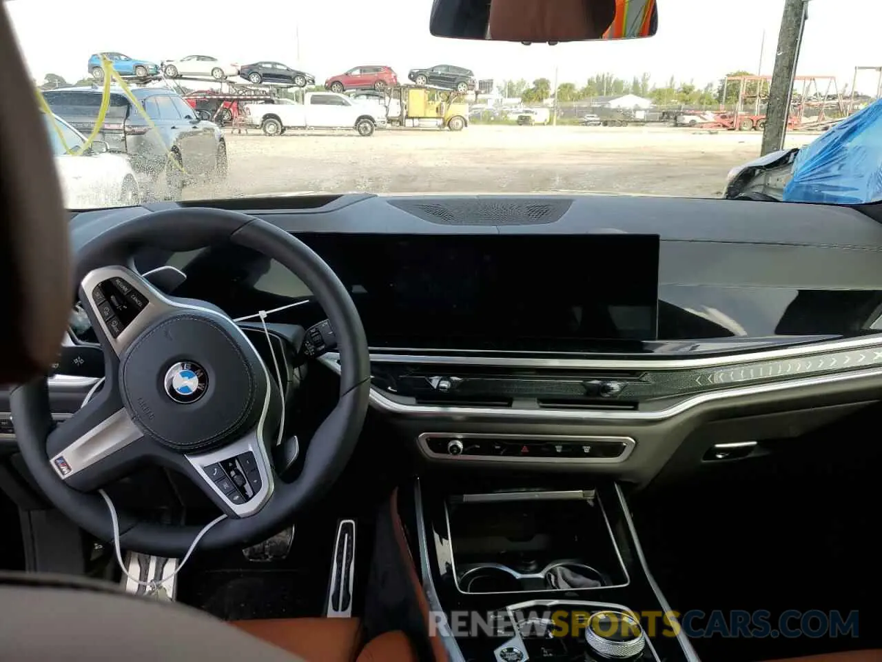 10 Фотография поврежденного автомобиля 5UX23EM0XP9P28307 BMW X7 2023