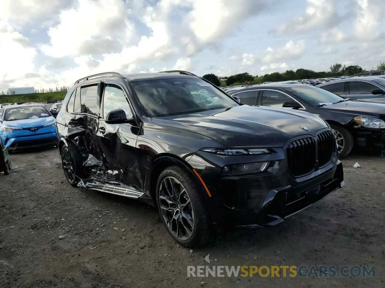 4 Фотография поврежденного автомобиля 5UX23EM0XP9P28307 BMW X7 2023