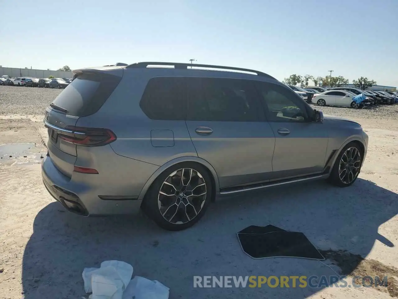 3 Фотография поврежденного автомобиля 5UX23EM0XP9P71559 BMW X7 2023