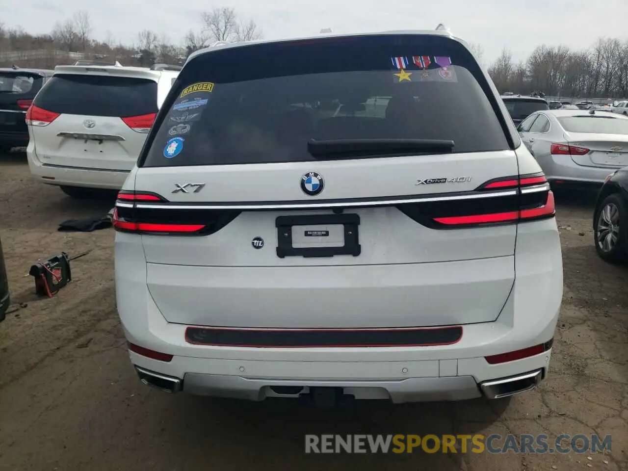 6 Фотография поврежденного автомобиля 5UX23EM05R9T00924 BMW X7 2024