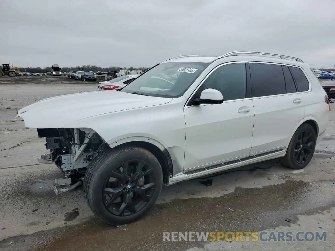 1 Фотография поврежденного автомобиля 5UX23EM06R9S67707 BMW X7 2024