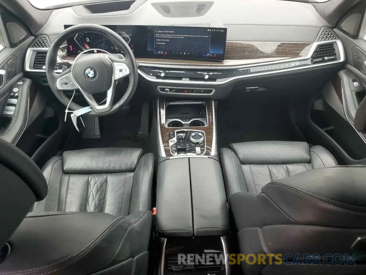 8 Фотография поврежденного автомобиля 5UX23EM06R9S67707 BMW X7 2024