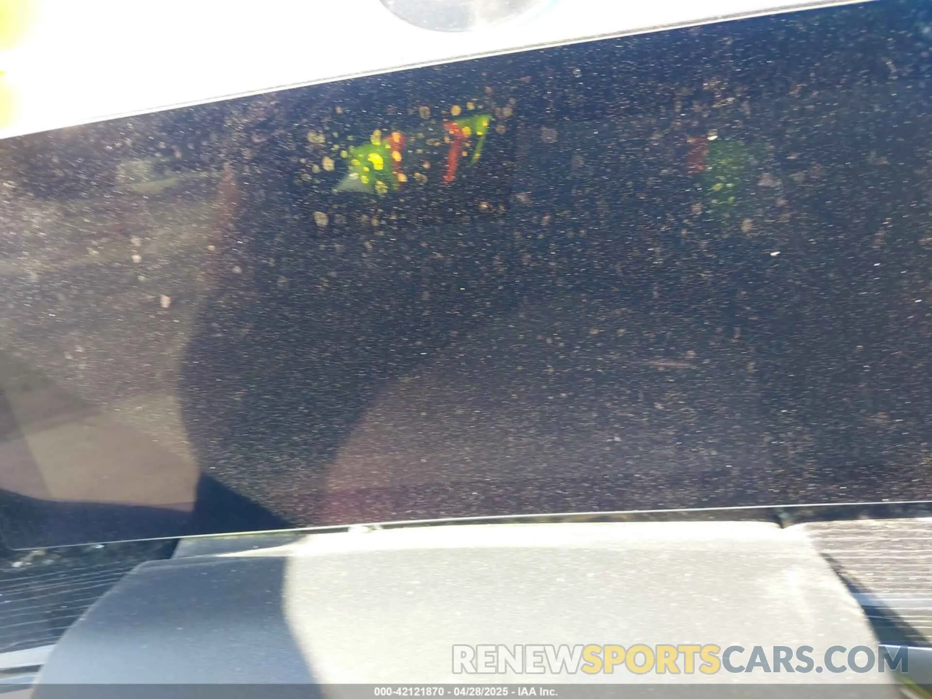 7 Photograph of a damaged car 5UX23EM06R9V71023 BMW X7 2024