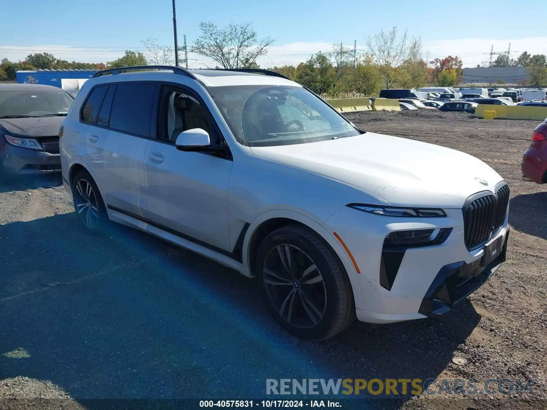 1 Photograph of a damaged car 5UX23EM07R9S29354 BMW X7 2024